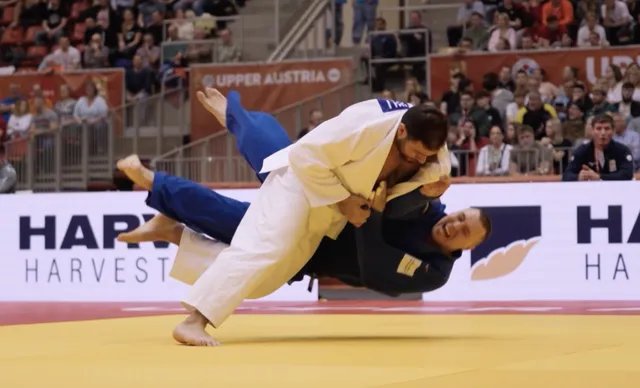 Screenshot 2025-12-12 at 18.54.35.png